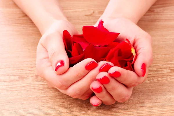 Beautiful red manicure — Stock Photo, Image