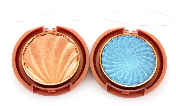 Make-up eyeshadows van twee kleuren op wit — Stockfoto
