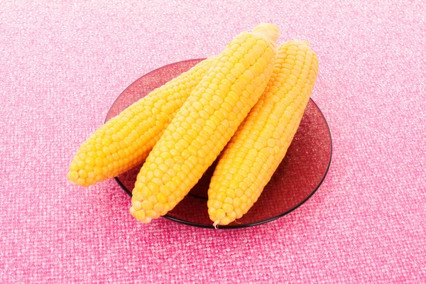 Tasty boiled yellow corn on the table — Stock Photo, Image