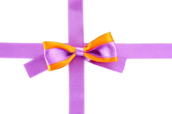 礼品紫丝带和孤立在白色背景上的蝴蝶结 — 图库照片