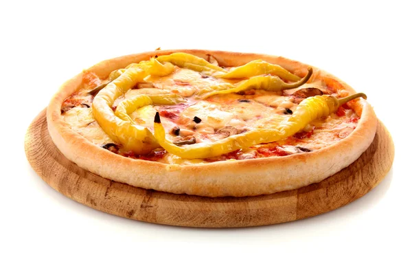 Смачна італійська піца шпалерами білого кольору — стокове фото