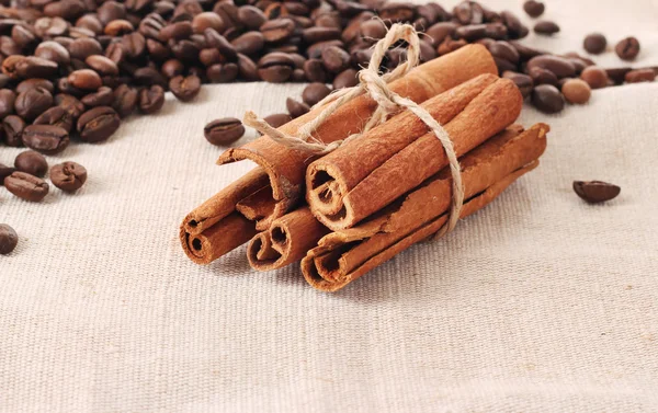 Koffie en vanille achtergrond — Stockfoto