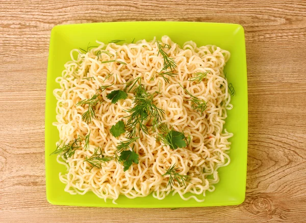 Espaguetis en el plato —  Fotos de Stock