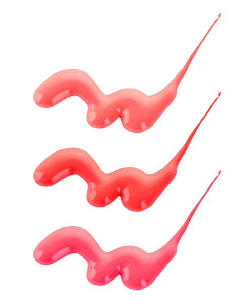 Échantillons de rouge à lèvres de différentes couleurs isolés sur blanc — Photo
