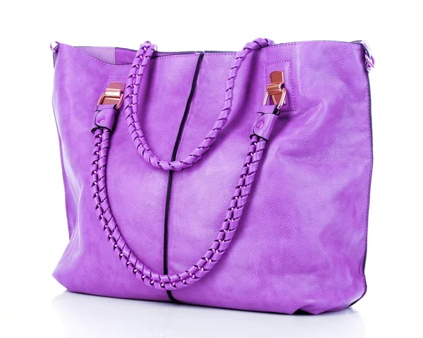 Фиолетовые женщины сумка изолированы на белом фоне — стоковое фото