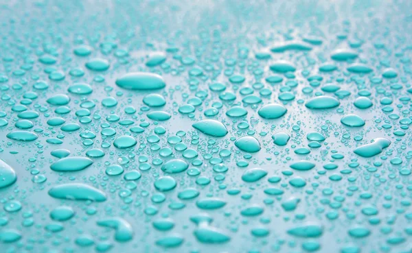 청록색 물 이 배경을 이룬다 — 스톡 사진