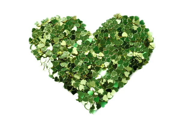 Zielone serca w postaci konfetti na biały — Zdjęcie stockowe