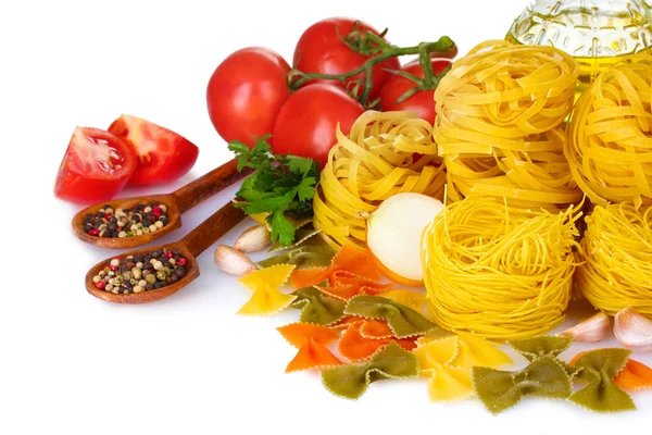Vermicelli saporiti, spaghetti e verdure — Foto Stock