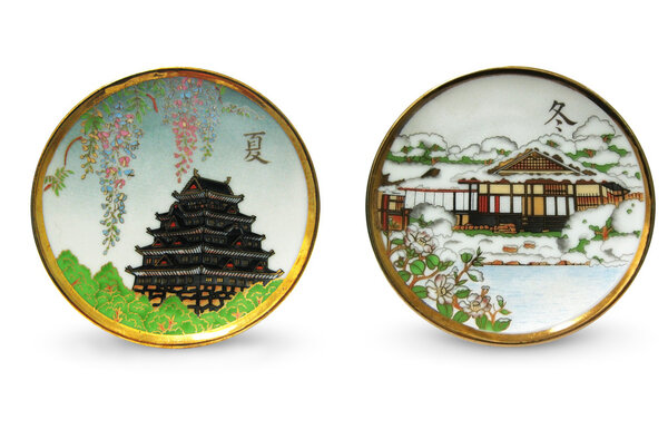 Decorative Chinese saucer