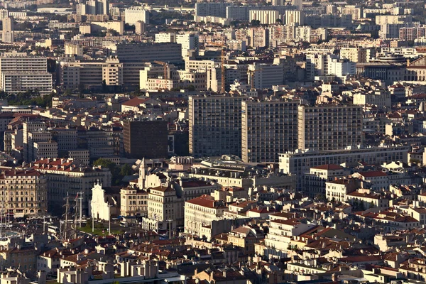Visa Marseille från hill — Stockfoto