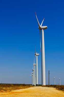 windmolens genereren van elektriciteit