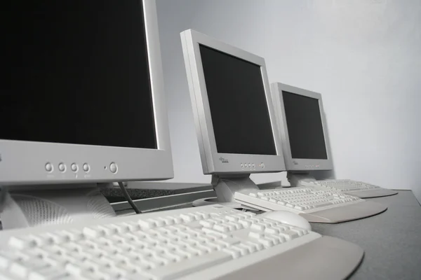 Utbildning rum datorer — Stockfoto