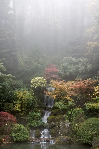 Waterfall at Japanese Garden in Fall — Stock Photo, Image