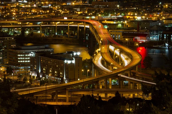 Miasta portland światło trasy na autostradzie marquam — Zdjęcie stockowe