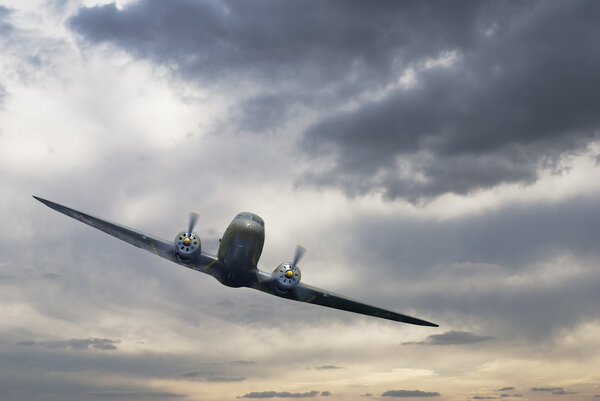 самолет в небе