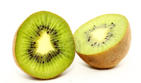 kiwi fruits isolés sur blanc