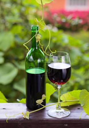 Vin rouge.